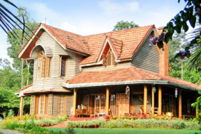 Stately homestay ideal for a family get together by GuestHouser